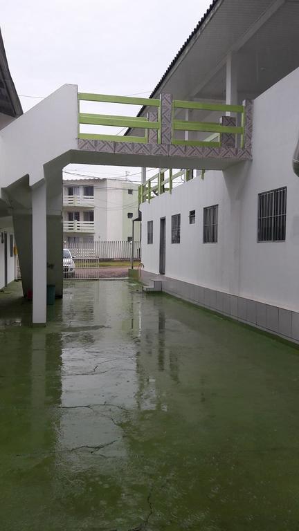 Pousada Verdes Mares Гуаратуба Екстер'єр фото
